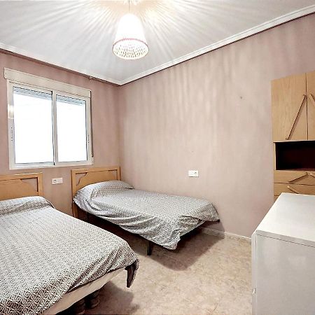 Modern Apartment 3Mins Walk To Playa Del Cura Beach Торевьиа Экстерьер фото