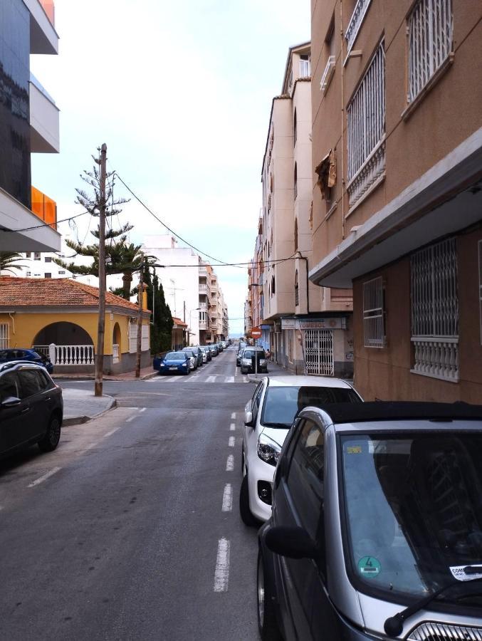 Modern Apartment 3Mins Walk To Playa Del Cura Beach Торевьиа Экстерьер фото
